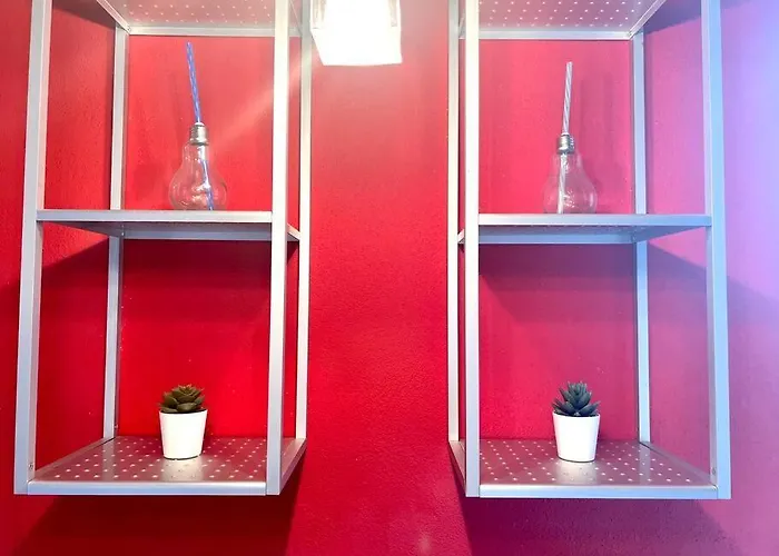 Red House Ostiense Historic Building Apartment